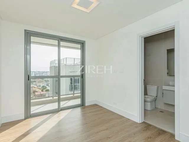 Imagem 10: Cobertura Duplex Semi-Mobiliada no Água Verde para Alugar
