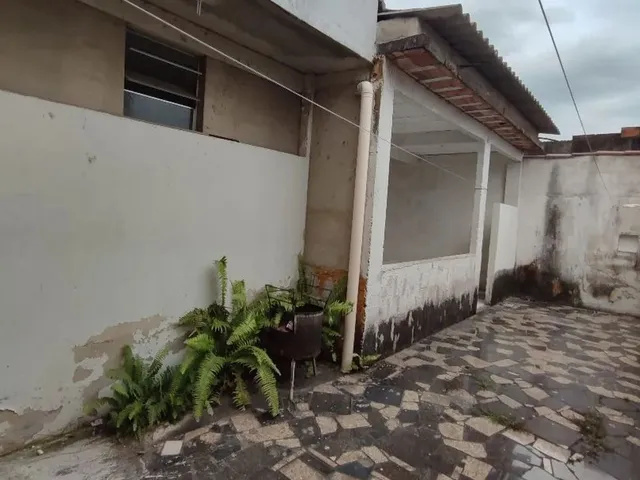 Imagem 3: Alugo Casa com 3 Quartos e Garagem