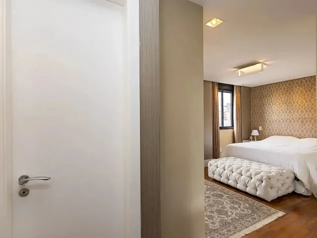 Imagem 2: Apartamento no Seminário com 02 Quartos, Sendo 01 Suíte e Vaga de Garagem Coberta