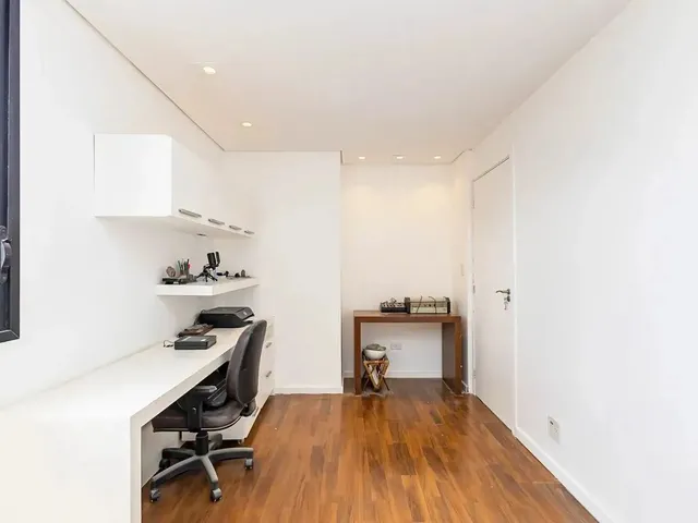 Imagem 13: Apartamento no Seminário com 02 Quartos, Sendo 01 Suíte e Vaga de Garagem Coberta