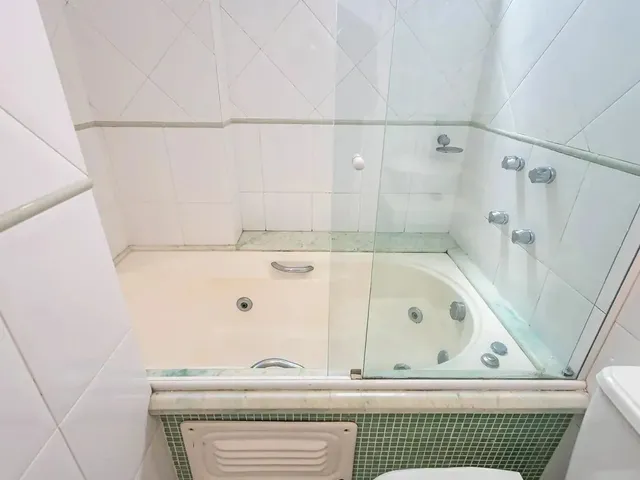 Imagem 4: Apartamento no Seminário com 02 Quartos, Sendo 01 Suíte e Vaga de Garagem Coberta