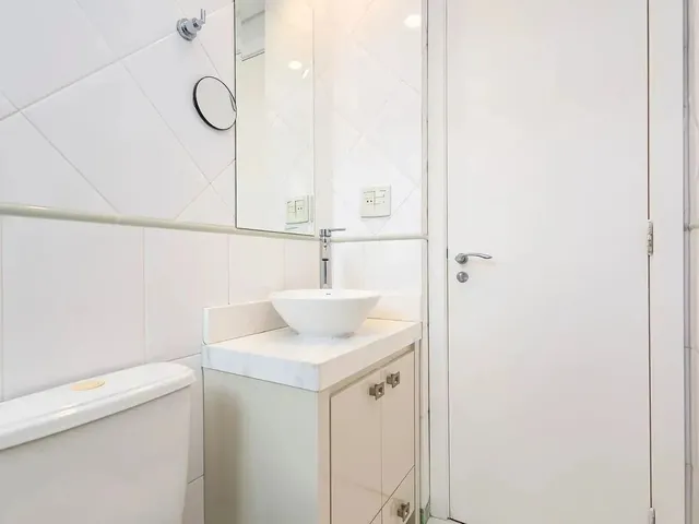 Imagem 10: Apartamento no Seminário com 02 Quartos, Sendo 01 Suíte e Vaga de Garagem Coberta