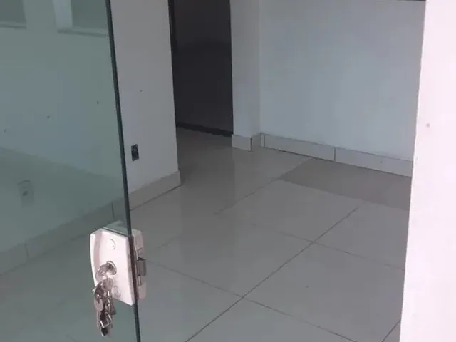 Imagem: A casa possui 2 Dormitórios, 2 Banheiros, 2 Vagas na