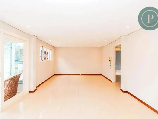 Imagem 5: Casa com 4 Dormitórios para Alugar, 450 M² - santa Felicidade - Experimente O