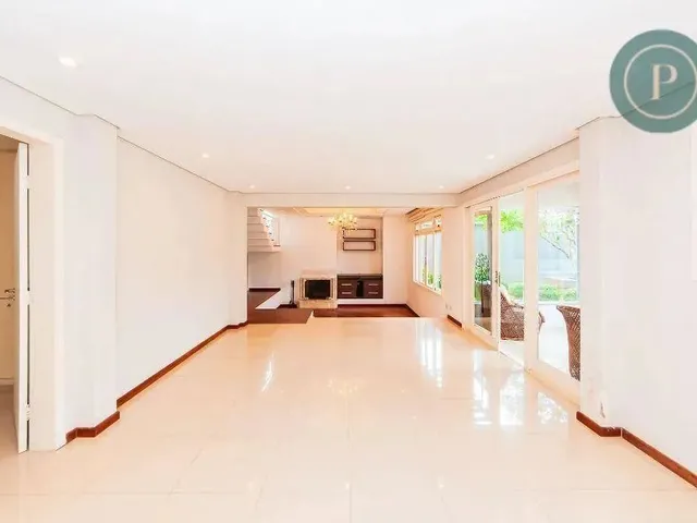 Imagem 7: Casa com 4 Dormitórios para Alugar, 450 M² - santa Felicidade - Experimente O