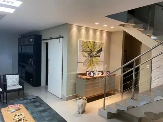 Imagem 12: Imóvel para Aluguel com 330 Metros Quadrados com 4 Quartos em Jacuhy - Serra - Es
