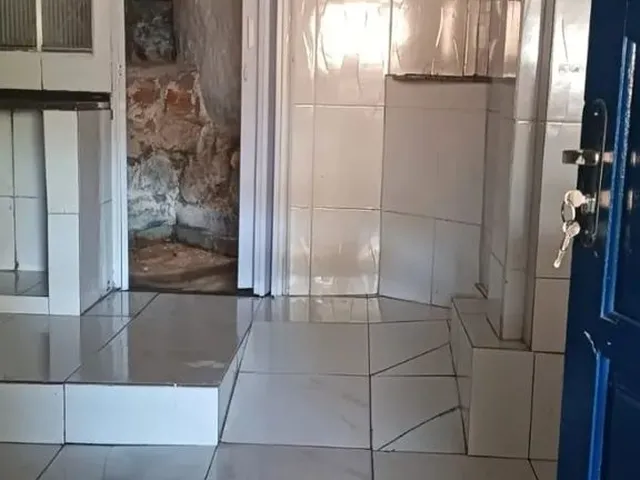 Imagem: Alugo Apto 1 Quarto, Sal/Coz, Banheiro e