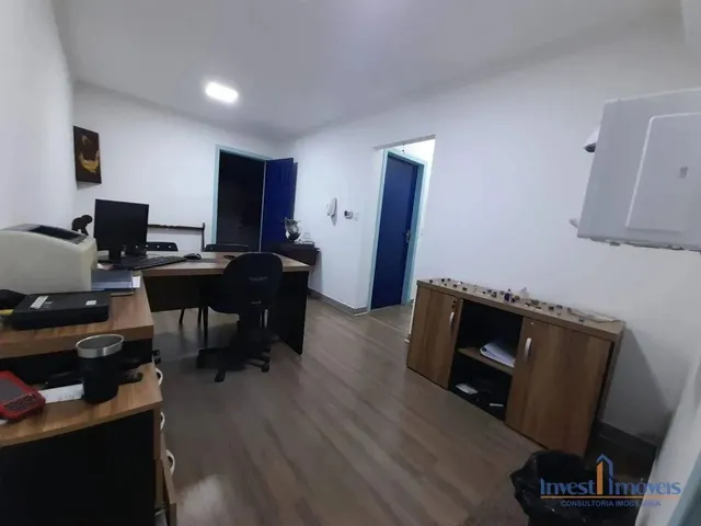 Imagem 9: Aluga-Se Casa Comercial -Excelente Localização-Com 4 Dormitórios para Alugar, 180 M²