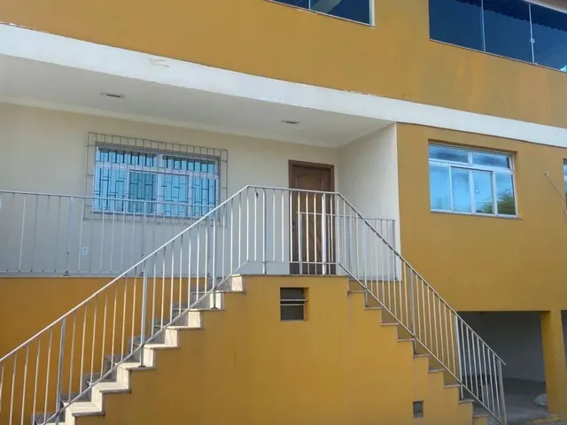Imagem 2: Alugo Casa com Churrasqueira e 3 Quartos