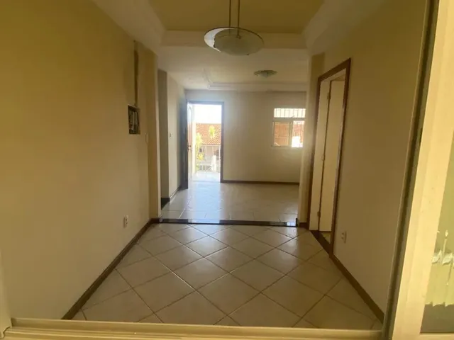 Imagem 6: Alugo Casa com Churrasqueira e 3 Quartos