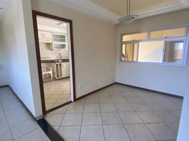 Imagem 7: Alugo Casa com Churrasqueira e 3 Quartos