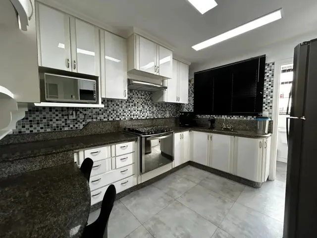 Imagem 7: Aluguel- Apartamento 3 Quartos (2 Suítes) Mais Escritório na Praia do Canto