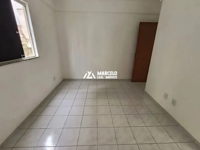 Imagem 3: Alugo Apartamento com 2 Quartos Sendo 1 Suite, Cozinha Ampla com Armários Planej