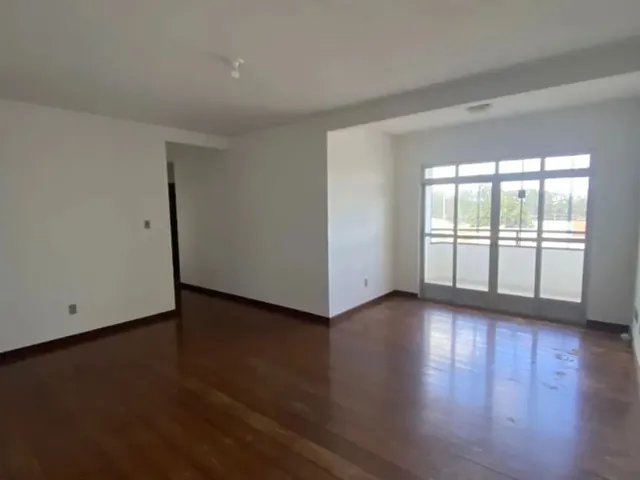 Imagem: Alugo Apartamento 136M2, 3 Quartos, Sendo