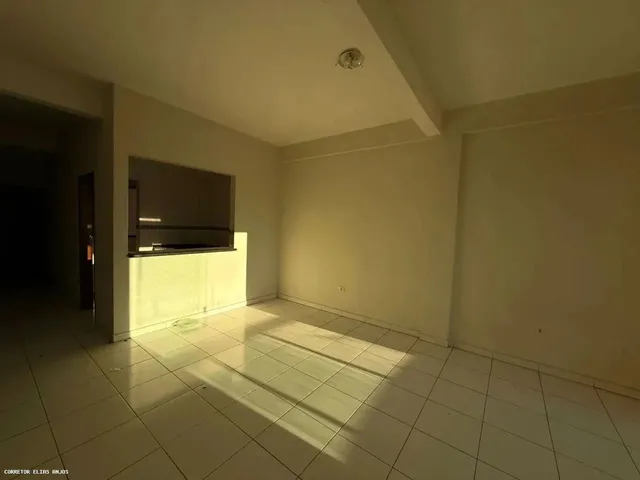Imagem 2: Apartamento para Locação em Guanambi, Centro, 3 Dormitórios, 1 Suíte, 2 Banheiros, 1