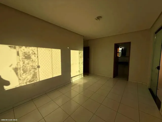 Imagem 11: Apartamento para Locação em Guanambi, Centro, 3 Dormitórios, 1 Suíte, 2 Banheiros, 1