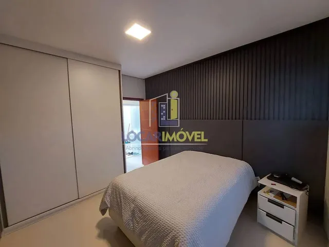 Imagem 11: Casa de 4 Suítes + Dependência , Cozinha e Quartos Planejados, Piscina Aquecida