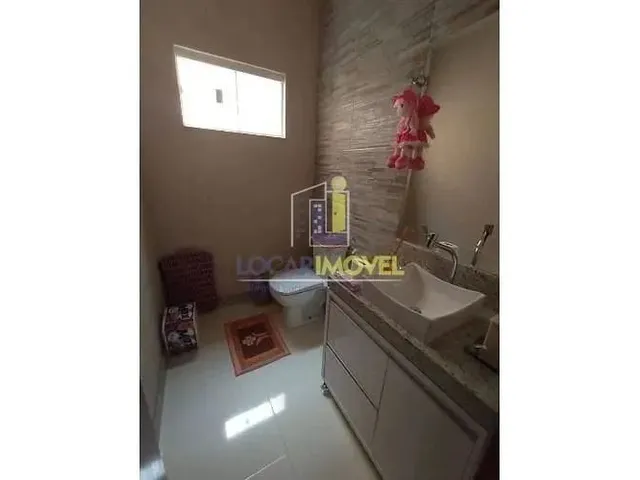 Imagem 15: Casa de 4 Suítes + Dependência , Cozinha e Quartos Planejados, Piscina Aquecida