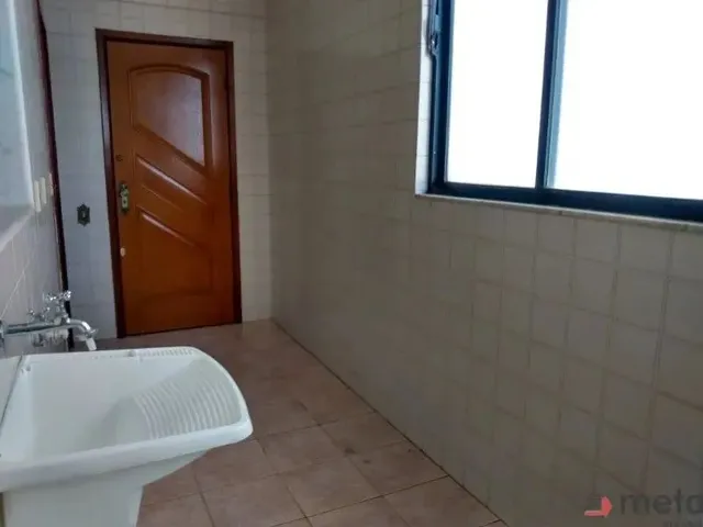 Imagem 5: Apartamento de 03 Quartos para Alugar