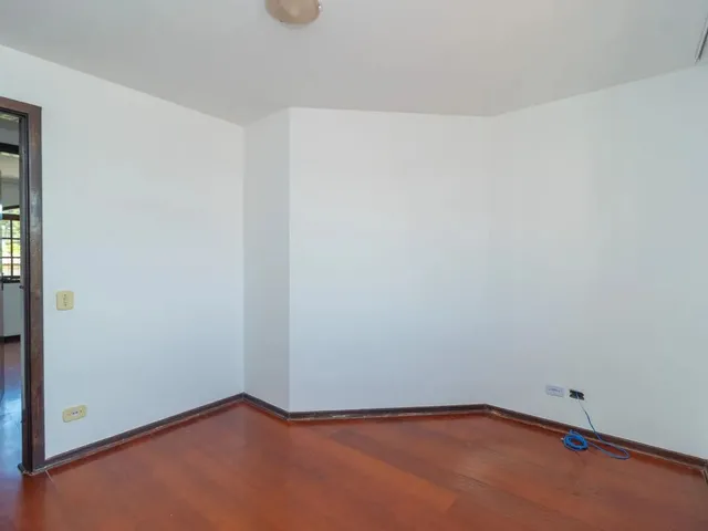 Imagem 13: Sobrado de 3 Quartos no Bairro Cidade Industrial