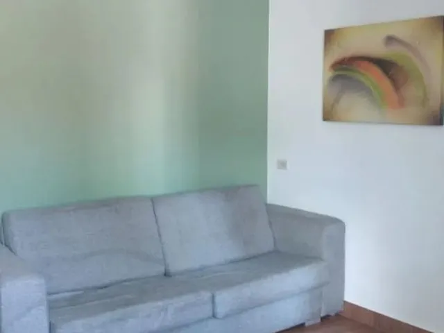 Imagem 2: Alugo Apartamento (Tipo Kitnet