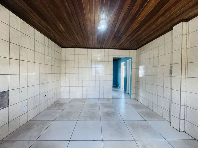 Imagem 12: Casa para Locação Parte Superior 2 Quartos Varanda 1 Vaga de Estacionamento