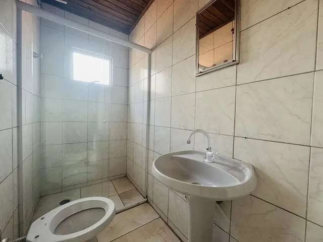 Imagem 15: Casa para Locação Parte Superior 2 Quartos Varanda 1 Vaga de Estacionamento