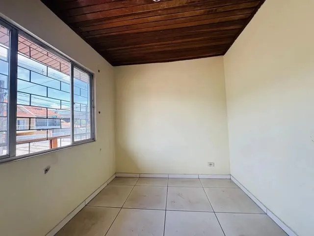 Imagem 11: Casa para Locação Parte Superior 2 Quartos Varanda 1 Vaga de Estacionamento