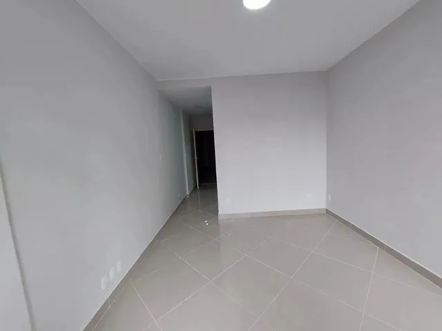 Imagem 3: Apto Centro, Frente, Amplo, Reformadíssimo, Rua 16 de Março, Excelente Preço