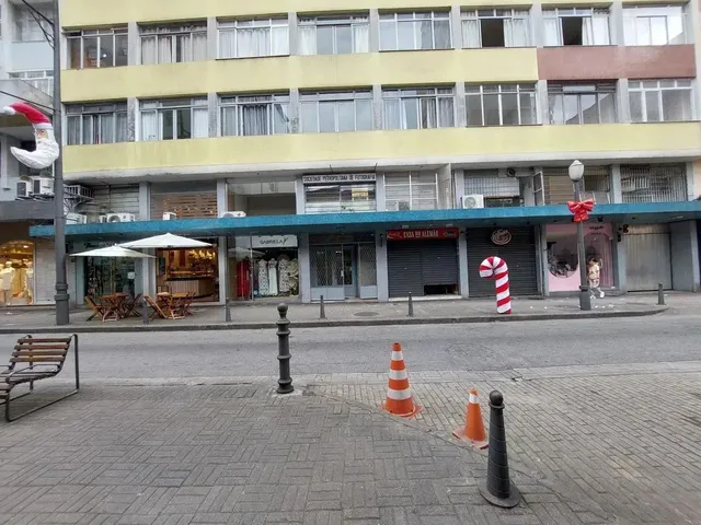 Imagem 6: Apto Centro, Frente, Amplo, Reformadíssimo, Rua 16 de Março, Excelente Preço