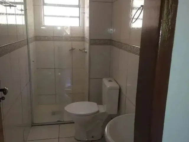 Imagem 7: Apartamento de 2 Quartos Bem Localizado