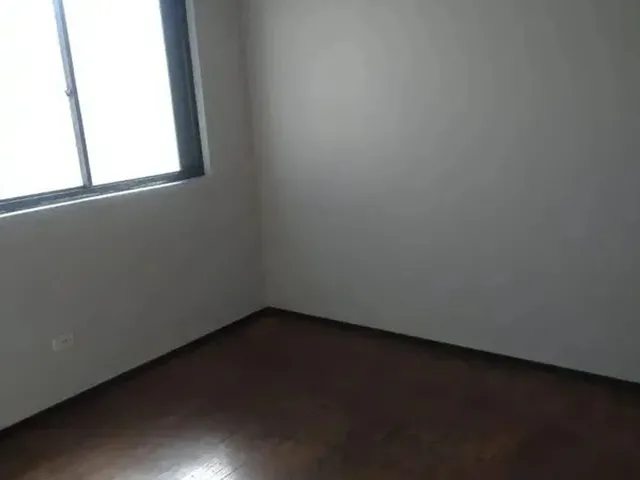 Imagem 9: Apartamento de 2 Quartos Bem Localizado