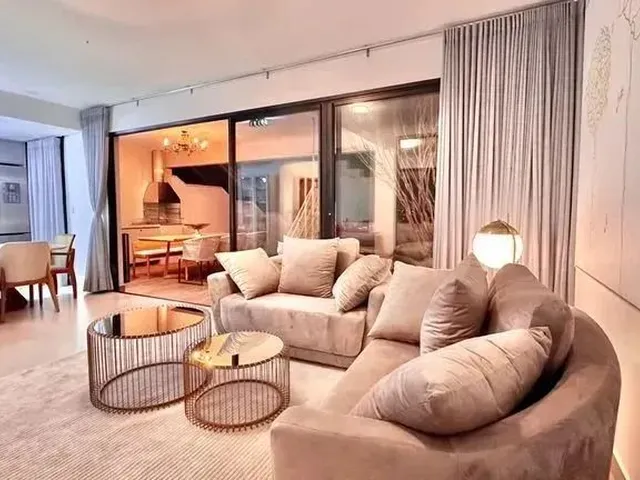 Imagem: A casa em condomínio possui 4 Dormitórios, 3 Suítes, 4