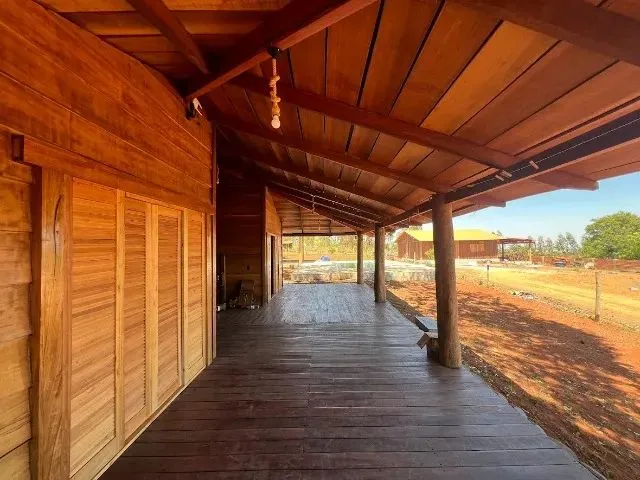Imagem 7: Chácara 2000M², Casa de Madeira, 3Q, Área Gourmet, Piscina, Tanque Peixe, Aragoiânia