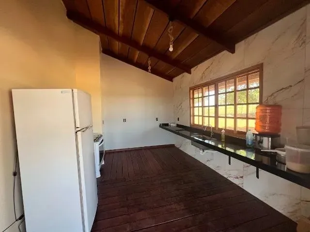 Imagem 8: Chácara 2000M², Casa de Madeira, 3Q, Área Gourmet, Piscina, Tanque Peixe, Aragoiânia