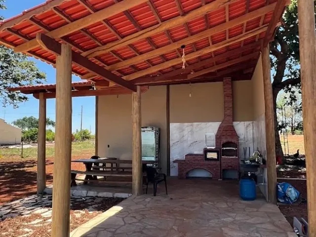 Imagem 2: Chácara 2000M², Casa de Madeira, 3Q, Área Gourmet, Piscina, Tanque Peixe, Aragoiânia