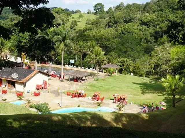Imagem: A fazenda possui 6 Dormitórios, 472.080m² de Área e