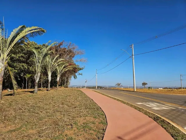 Imagem 3: Oportunidade! Terreno Plano no Reserva 153