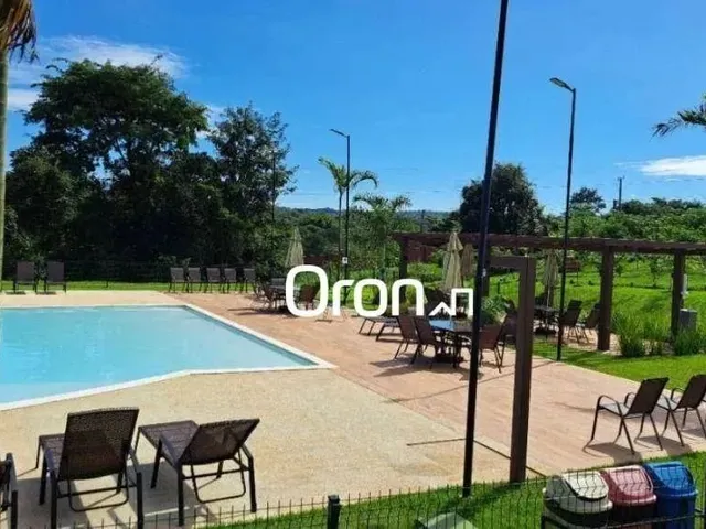 Imagem: O terreno possui 250m² de Área e está localizado em