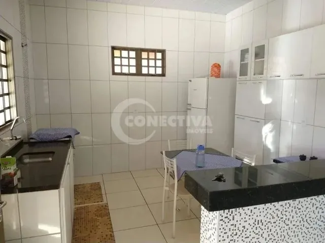 Imagem 8: Rural Fazenda / sítio com 3 dormitórios