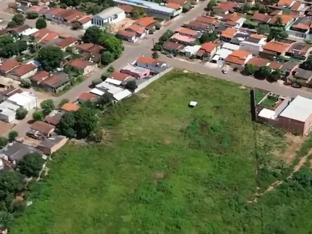 Imagem: Lote/Terreno para Venda Tem 18000 Metros
