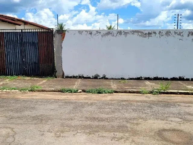 Imagem: Lote em Localização Privilegiada no Bairro
