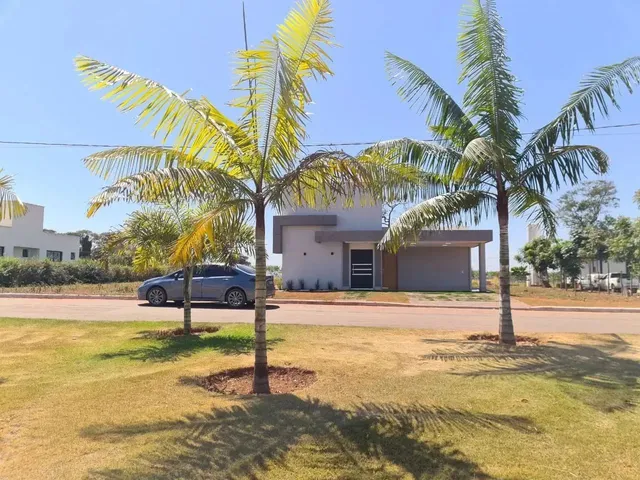 Imagem 1: Imóvel para Venda Possui 1746 Metros Quadrados com 3 Quartos em Centro - Trindade - Go