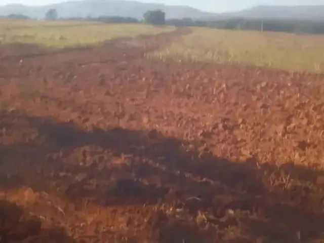 Imagem: A fazenda possui 10 Dormitórios, 5 Suítes, 9 Banheiros,