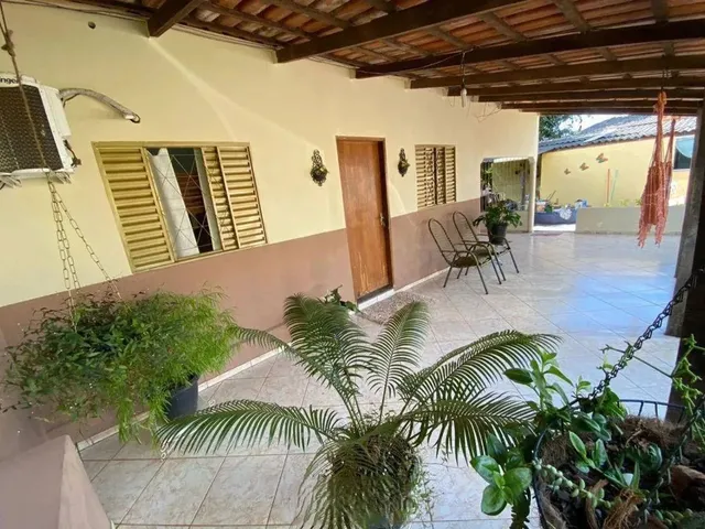 Imagem: A fazenda possui 3 Dormitórios, 1 Banheiro, 105m² de