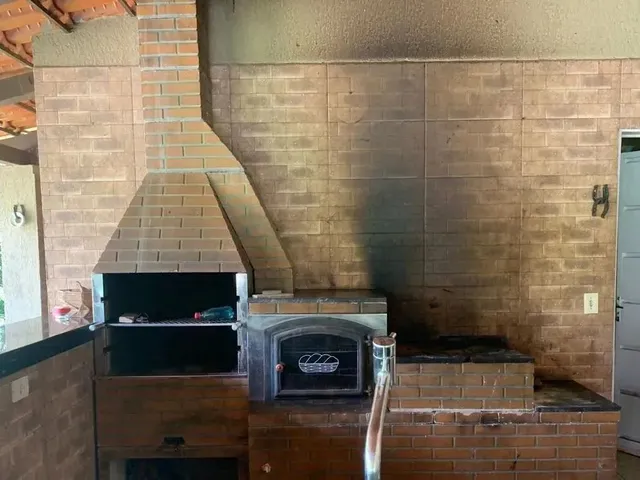 Imagem 6: Seu Refúgio no Campo! Chácara com Casa de 3 Quartos e Piscina Aquecida