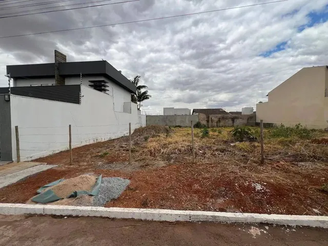 Imagem: Terreno À Venda, 300 M² por R$ 226.000,00