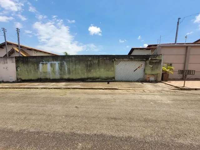 Imagem: O terreno possui 450m² de Área e está localizado em