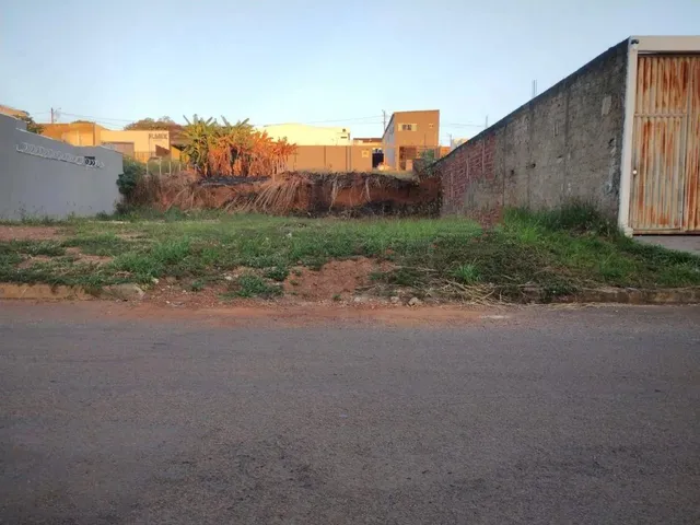 Imagem: Terreno À Venda, 300 M² por R$ 165.000,00