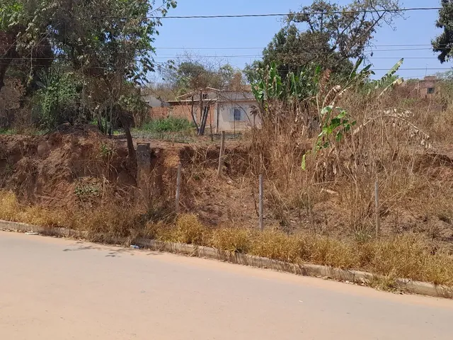 Imagem: Lotes no Bairro Jardim Serra Azul em Mateus